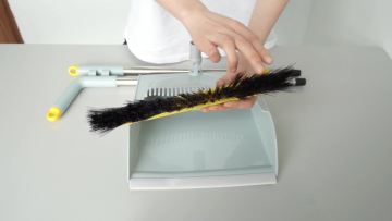 Topwill Hot Sale Indoor Cleaning Easy Use Plastic Broom Supplier Vertical Standing Windproof Broom Dustpan Set1