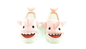 slipper front view