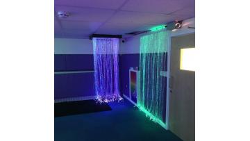Fiber optic curtain light