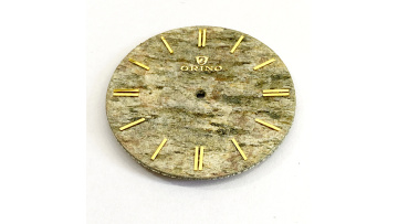 DL-165 watch dial