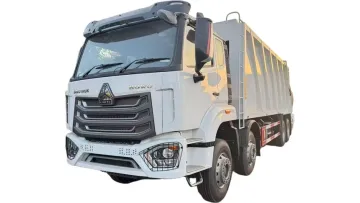 HOWO 30 Cbm Rear Loader Compressed Garbage Truck Manual Diesel Engine Motor Gearbox Euro 3-6 8X4 Drive Efficient Compression1