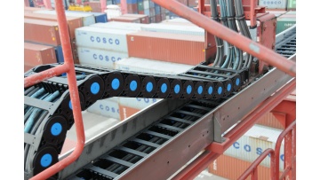 port drag chain operation video