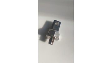 85PP31-02 Common Rail Pressure Sensor
