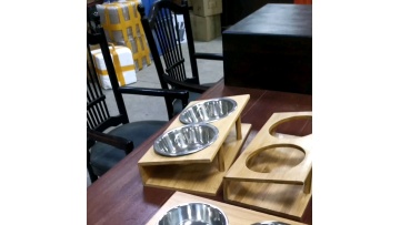 Direct Factory Customized Bamboo Pet Accessoires Cats Dogs Feeder Double Bowl Raised Stand1