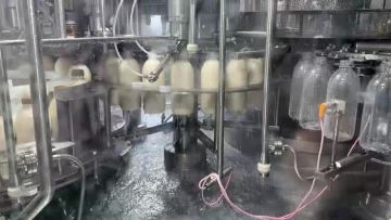 Filling and Seaming Machine cleaning in place