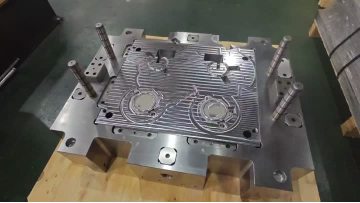 A-Plate with Core/Cavity Insert