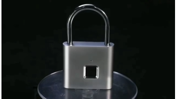 New Design Waterproof Ip65 Keyless Padlock Smart Lock Fingerprint1