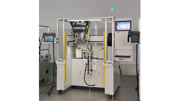 Automatic screw locking machine robot