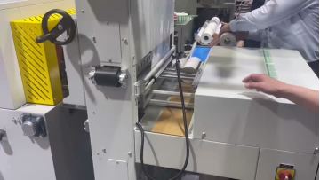 Application to pack label rolls