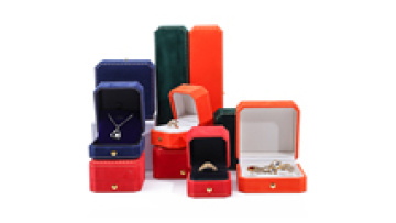 Han Hong wholesale custom velvet jewelry box with logo luxury pendant earrings bracelet necklace ring box Velvet jewelry box1