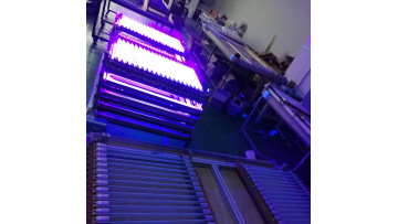 UV aluminum plastic tube light