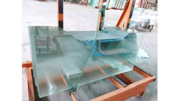 TEMPERED GLASS WITH HOLES & CUTOUTS