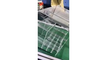 Transparent injection molded part