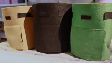 In Stock.potato Grow Bags 4_7_10 Gallons Window And Handles Garden Vegetable Grow Bags Breathable Nonwoven Heavy Duty - Buy 4gallon Potato Grow Bag,Plant Pots,Potato Grow Bag Product on Alibaba.com