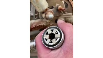 universal socket wrench