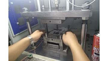 Crown IP68 Motor Injection produce 