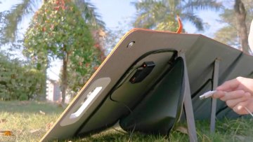 100W 18V Portable Solar Panel Foldable Solar Charger solar power supply with 5V USB 18V DC Output1