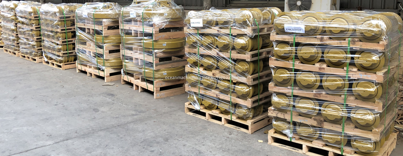 bulldozer track roller 