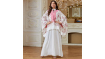 Boutique Floral Kaftan Abaya Set Elegant Layered Maxi Dress Contemporary Modest Fashion for Women1