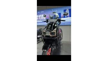 Eco-Friendly Battery-Powered Motorcycle for Urban Commuting