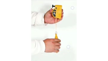 Yellow magnetic line pendant