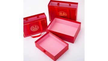 drawer box with handle