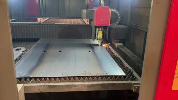 Laser Cutting Machine