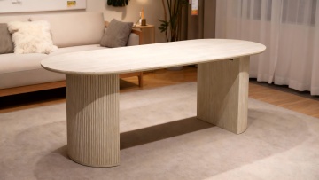 BR-25E01 Maximize Your Space with This Expandable 8-Seater Round Table for Home or Office