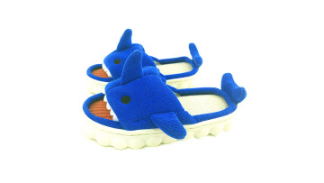 slipper side view