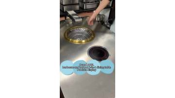 Barbecue and hot pot integrated table