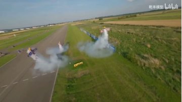 The trench is inhumane, and the traversing aircraft follows the turbojet model aircraft performance at close range