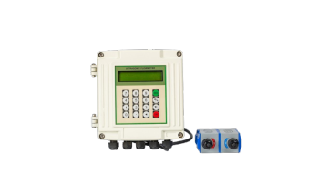 Ultrasonic flow meter