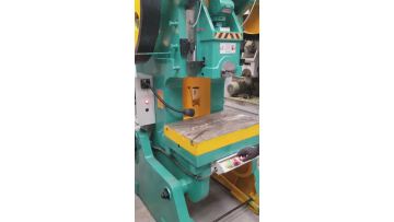 40t press machine
