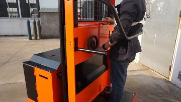 high altitude picking  full auto electric forklift 1000 kg1