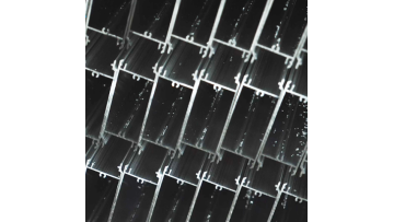 Customization of irregular aluminum profiles