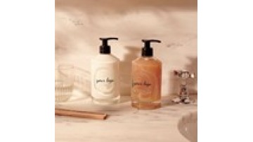 Wholesale 400ml Natural Fruit Extract Whitening Moisturizing Foaming Of Anti-bacterial Body Wash Private Label Shower1