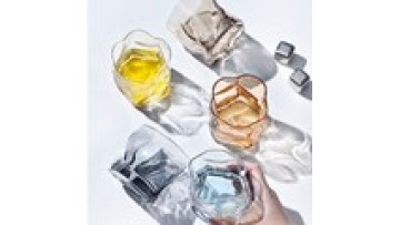 Factory Custom Simple And Stylish Ribbed Glass Candle Jar With Hot Sale1