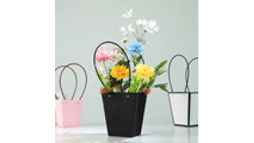Hot Sales Recyclable Flower Paper Bags Bag Waterproof Flower Bags For Valentine's Day1