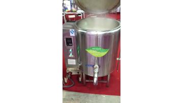 KITCHEN BOILERS OF 300 & 500LTS (STEAM AND GAS HEATED) STAINLESS STEEL1
