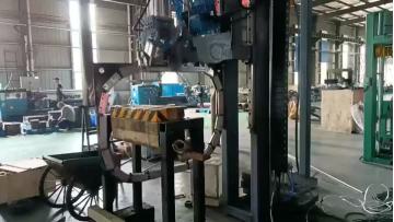 Fully automatic strapping machine