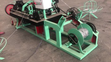 High speed automatic barbed wire machine factory price1