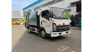 Wear-Resistant Structure Sinotruk 4X2 6.5cbm Compacted Refuse Truck for Concrete Plant Waste1