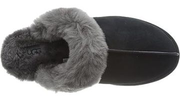  UGG Women's Scuffette II Slipper