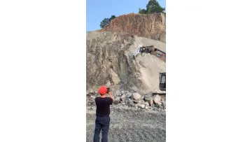 Rock Hammers for 18-22 Ton Excavator1