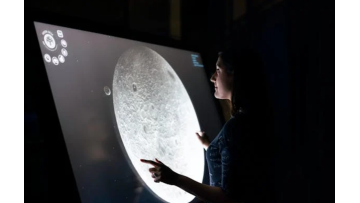 The installation of infrared touch frame