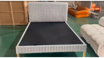 0712 wooden bed