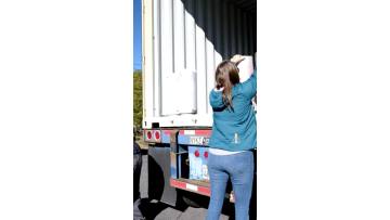 loading container