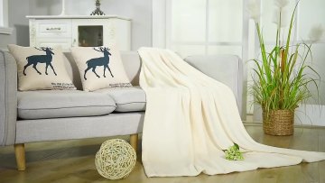 2021plain polyester thick coral fleece blanket spring and summer sheets air conditioning knee blanket custom blanket for sofa1