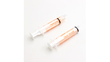 Oral syringe