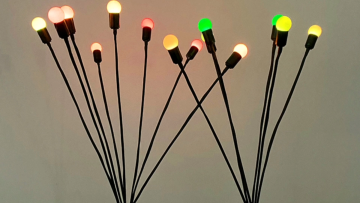 LED Solar Reed Firefly Stake Light For Garden Pathway Landscape Security Villa Gate Park Lawn Holiday Party Christmas Decor1